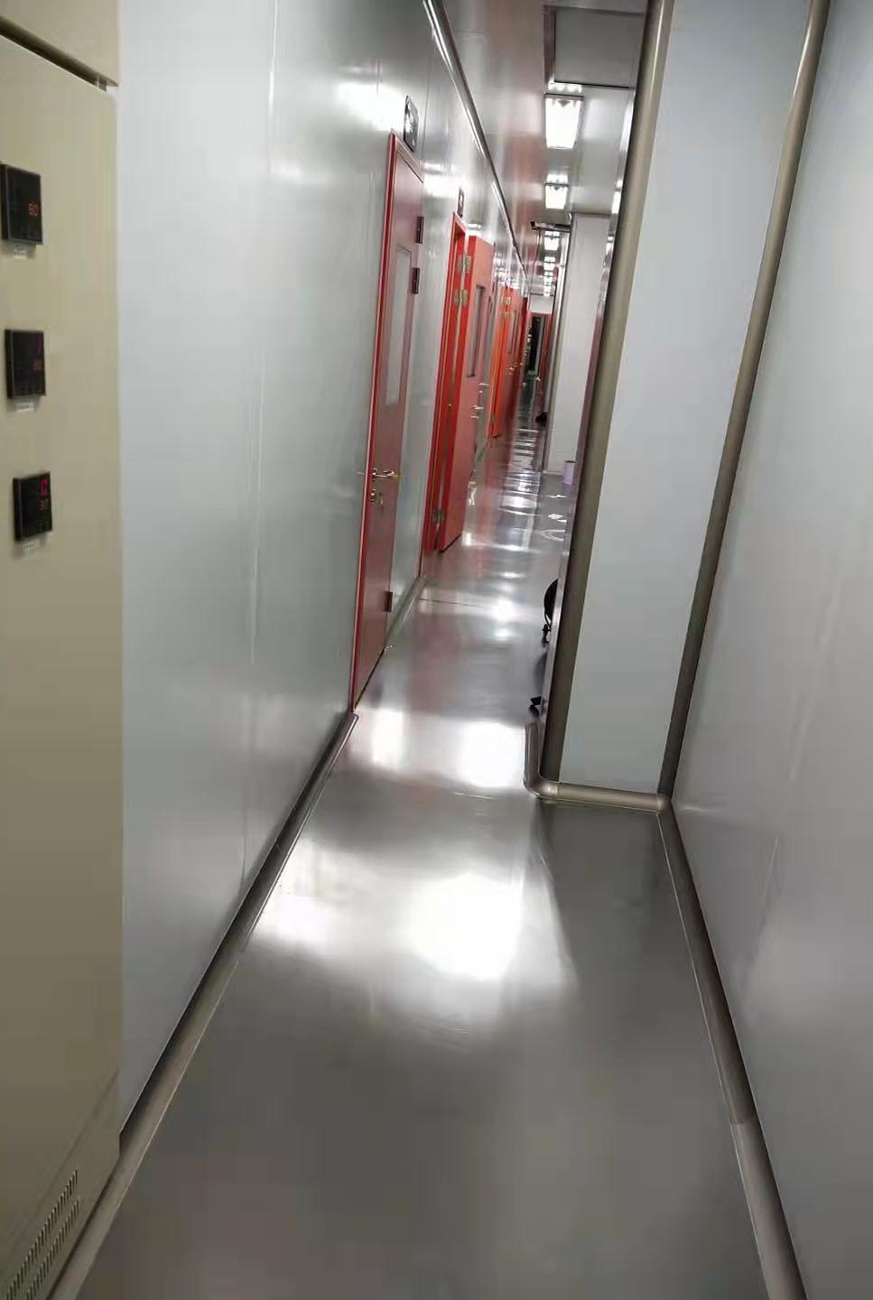 無塵自動<a href='http://www.drcad.cn/' target='_blank' title='噴漆設備' style='color:#eb2828'><strong>噴漆設備</strong></a>.jpg